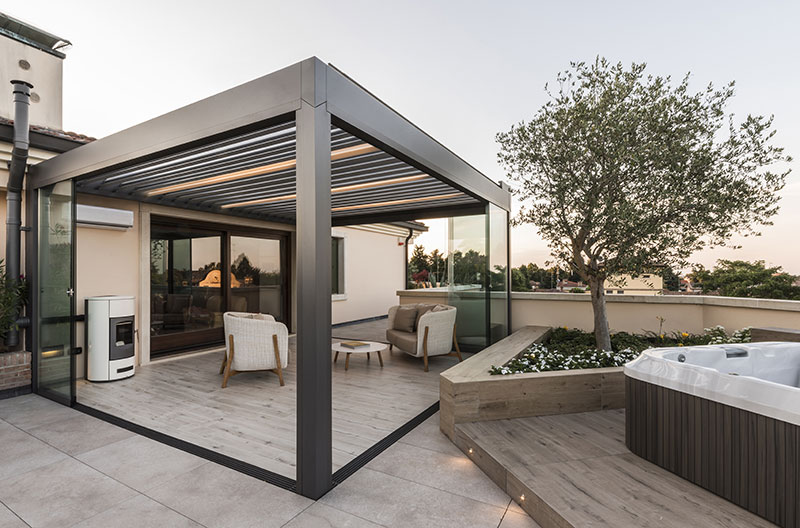 Come scegliere una pergola addossata per il terrazzo